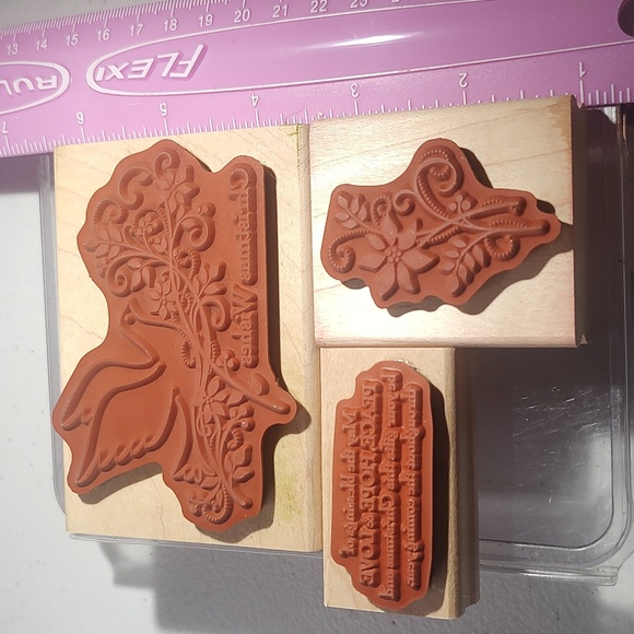 Stampin' Up! Gifts Of Christmas Stamp Set Red Rubber Wood Mounted Set Of 3 - Picture 4 of 4
